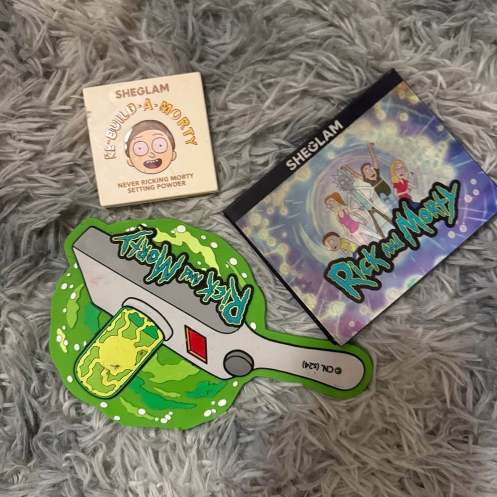 SHEIN Rick and Morty Eyeshadow Palette
